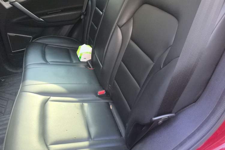 Used Geely Auto Emgrand X7 Sport 2016 2.0L Manual ZhiShang Version