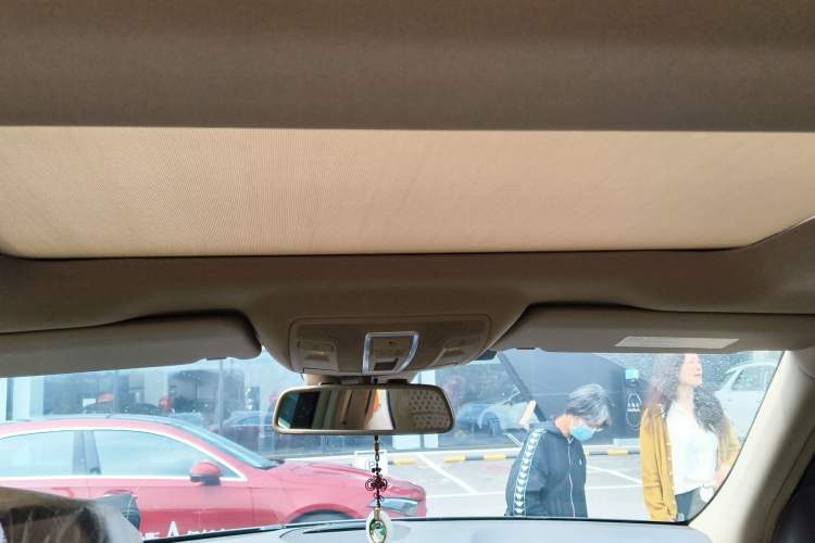 Used Mercedes-Benz M-Class 2012 ML 350 Sport Edition Headliner