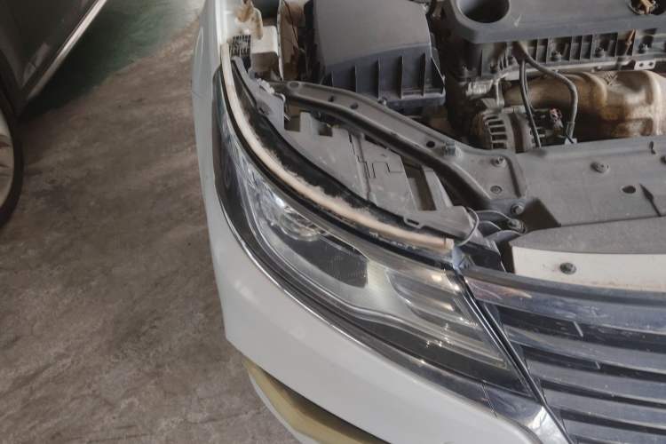 Used Roewe i6 2019 PLUS 1.6L CVT 4G Connected Flagship Deluxe Edition Right Front Headlight