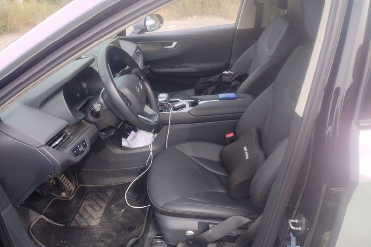 Used Hongqi E-QM5 2022 431 km Charge & Enjoy Edition Left Front Seat