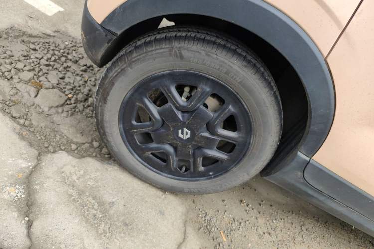 Used Leapmotor T03 2023 310 Lite Edition Right Rear Wheel Hub