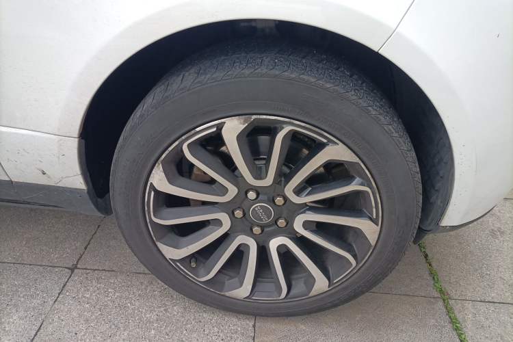 Used Land Rover Range Vogue 2016 3.0T Gasoline Parallel Import Right Front Wheel Hub