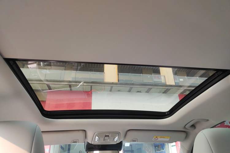 Used GAC Trumpchi GS8 2022 Linghang Series 2.0 TGDI Two-Wheel-Drive Luxury Smart Connectivity Version (7 Seats)