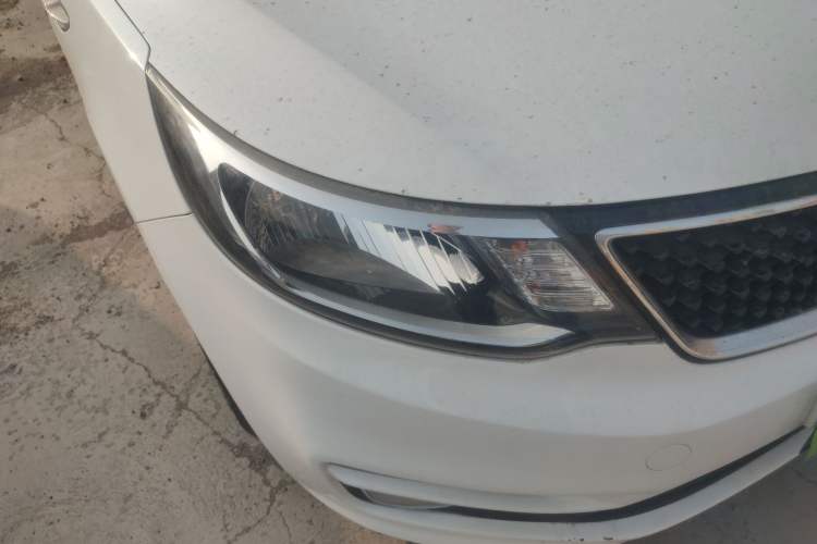 Used Kia K2 2015 Sedan 1.4L MT GLS
