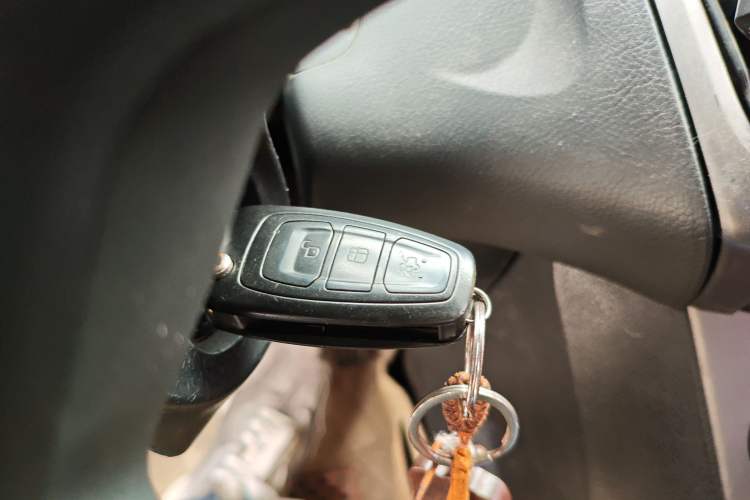 Used Ford Focus 2012 Hatchback 1.6L Automatic Fashion Edition