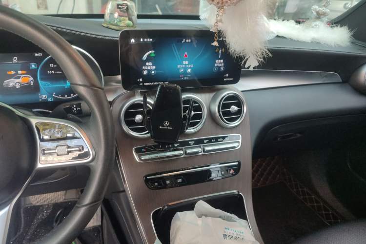 Used Mercedes-Benz GLC 2022 Facelift GLC 260 L 4MATIC Luxury Edition