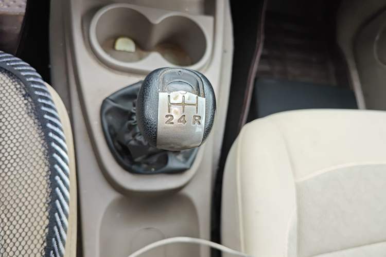 Used Wuling Hongguang 2010 1.2L Comfort Edition China IV Gear Lever