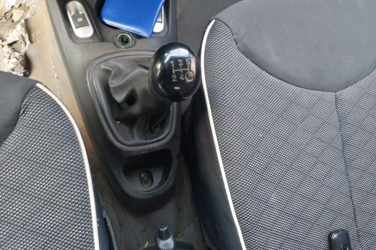 Used BYD F0 2015 1.0L Joyful Model Gear Lever