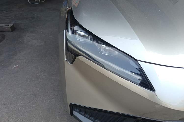 Used AION S Plus 2022 80 Tech Edition Right Front Headlight