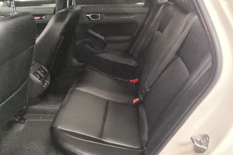 Used Honda Civic 2025 240TURBO CVT SmartFun Pro Left Rear Seat