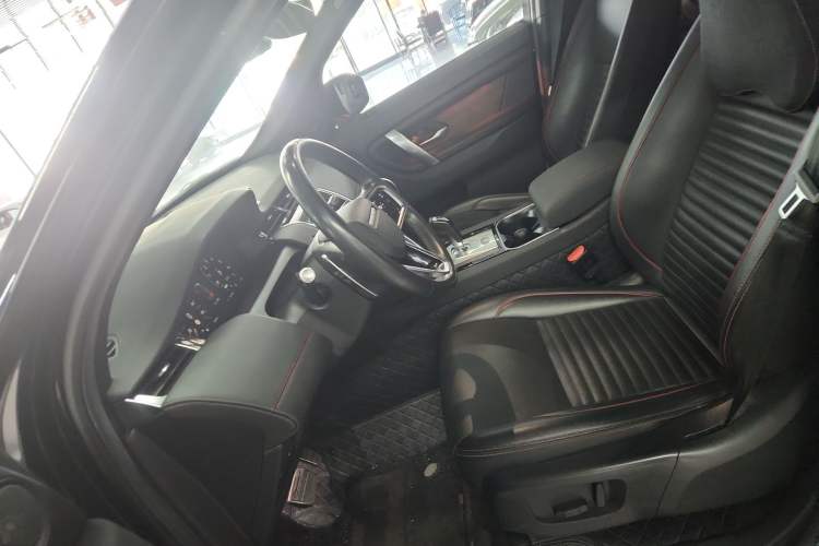 Used Land Rover Discovery Sport New Energy 2022 Facelifted P300e Plug-in Hybrid Electric Version