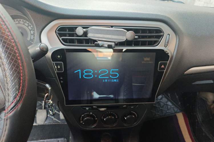 Used Peugeot 301 2014 1.6L Manual Comfort Edition
