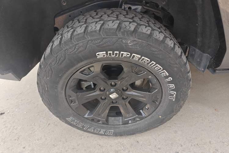 Used Tank 400 New Energy 2024 Hi4-T Off-Road Edition Right Rear Wheel Hub