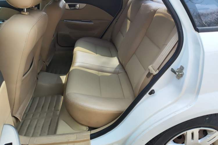 Used Buick Excelle 2013 1.5L Manual Classic Model