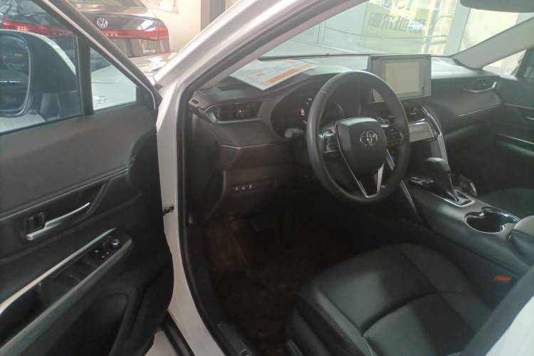 Used Toyota Venza 2022 2.0L CVT Two-Wheel Drive Luxury Edition