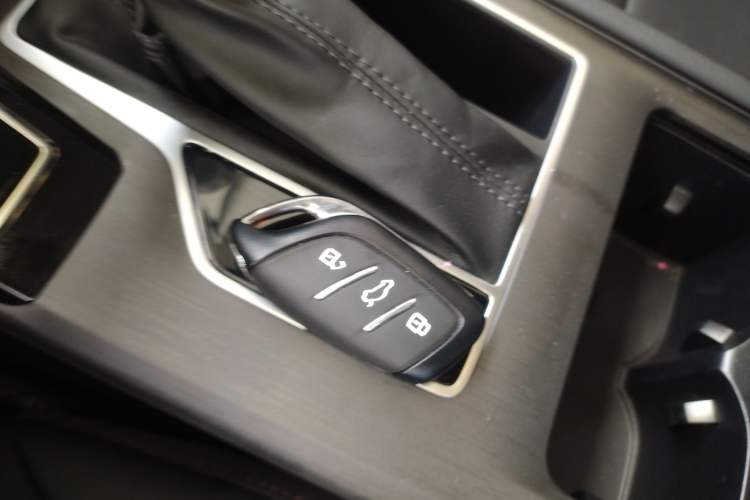 Used Roewe i5 2023 1.5L CVT Luxury Edition