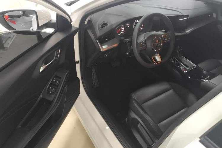 Used MG 5 2022 180 DVVT CVT Youth Style Edition Driver Seat