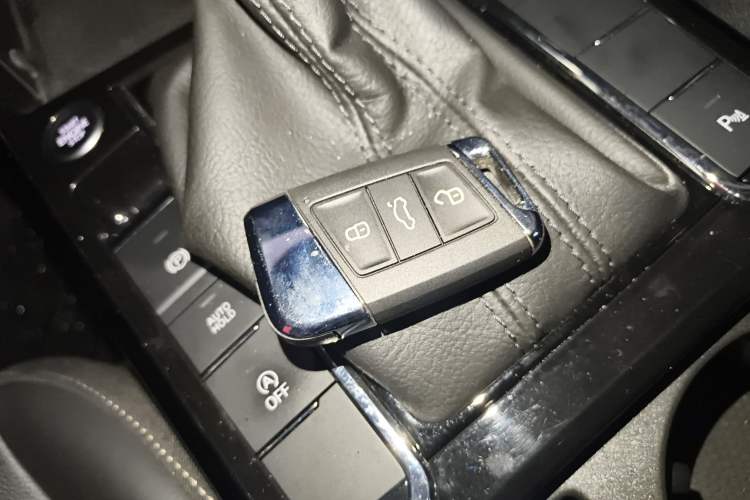 Used Volkswagen Passat 2020 330TSI Elite Edition China VI