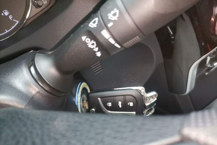 Used Toyota Corolla 2017 Revised Version 1.2T S-CVT GL-i Interior 1