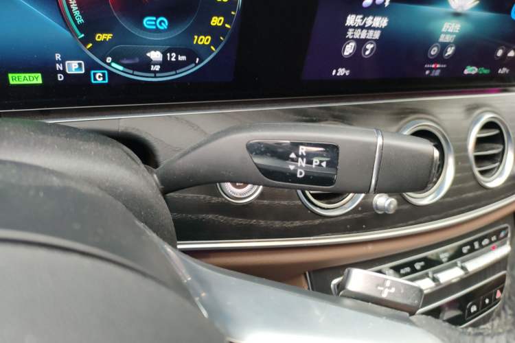 Used Mercedes-Benz E-Class New Energy 2022 Restyled E 350 e L Plug-in Hybrid Sports Sedan
