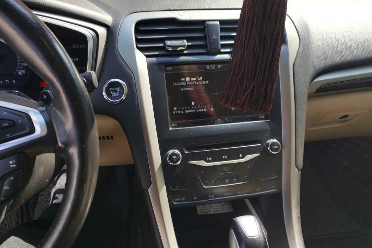 Used Ford Mondeo 2013 2.0L GTDi 200 Luxury Model