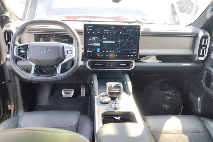 Used JETOUR Shanhai Traveler C-DM 2024 C-DM 208KM Mountain & Wilderness Edition Center Console