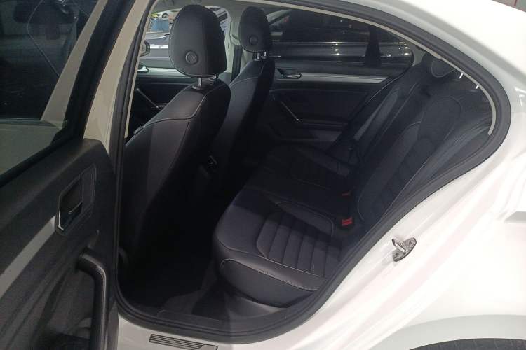 Used Volkswagen Lamando 2019 280TSI DSG Comfort Edition China VI standard
