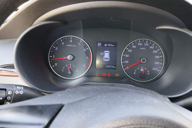 Used Kia KX Cross 2017 1.4L AT GLS
