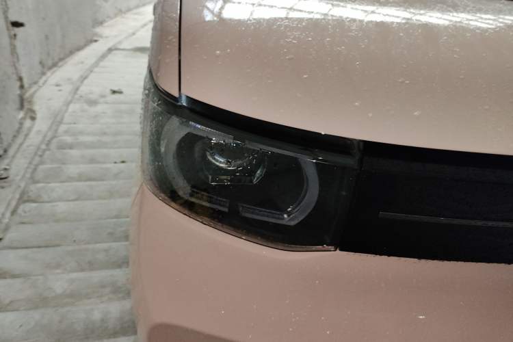 Used Wuling Hongguang MINIEV 2022 Macaron Fashion Model Lithium Iron Phosphate