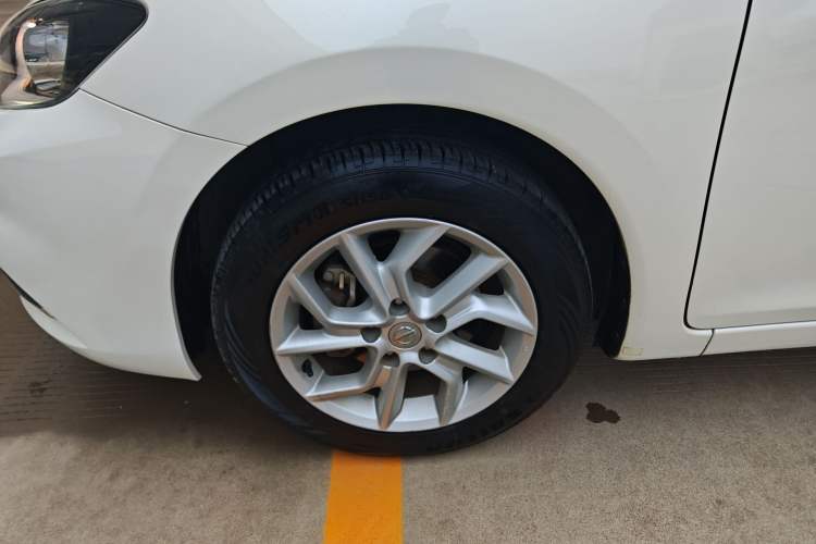 Used Nissan Tiida 2021 1.6L CVT Smart Drive Edition Left Front Wheel Hub