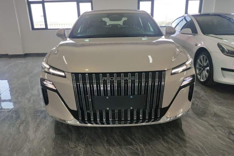 Used Roewe M7 DMH 2025 Model 160km Premium Version
