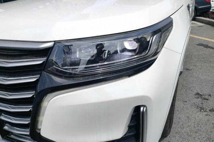 Used CHANGAN CS95 2019 2.0T Four-Wheel Drive Luxury Version Left Front Headlight