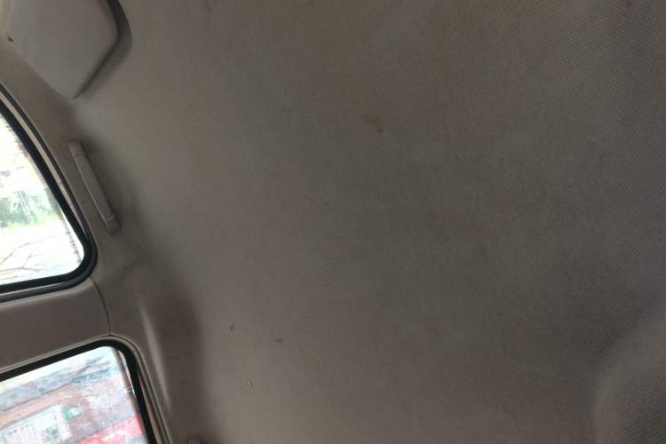 Used Wuling Rongguang V 2016 1.5L Practical Version Non-Power-Assisted Headliner