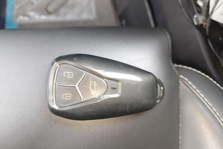 Used Skyworth HT-i 2024 Struggle Edition Vehicle Key