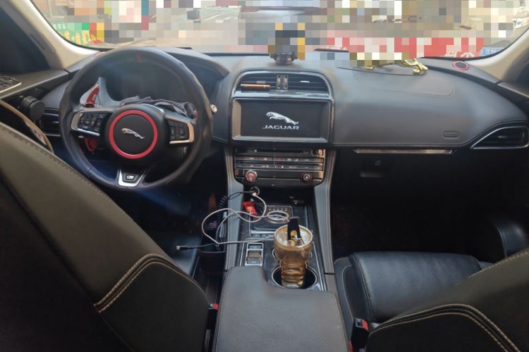 Used Jaguar F-PACE 2016 2.0T Two-Wheel Drive Urban Luxury Edition