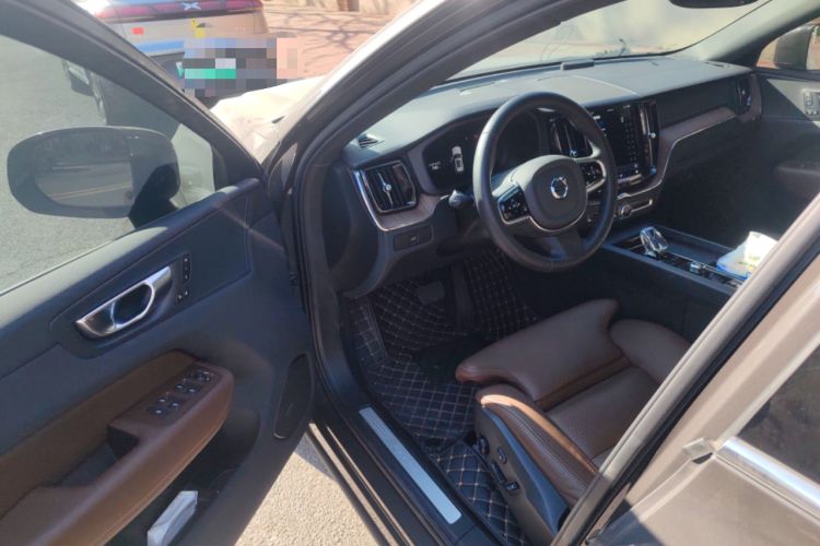 Used Volvo XC60 2025 B5 Four-Wheel Drive Smart & Advanced Luxury Edition Driver Seat