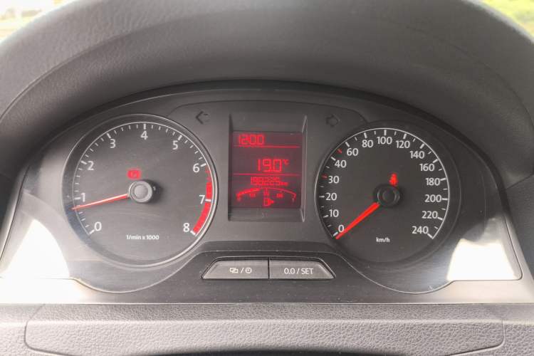 Used Volkswagen Santana 2013 1.4L Manual Fashion Edition Instrument Cluster