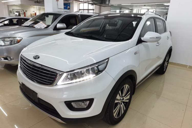 Used Kia Sportage R 2015 2.0L Automatic Two-Wheel Drive DLX Model