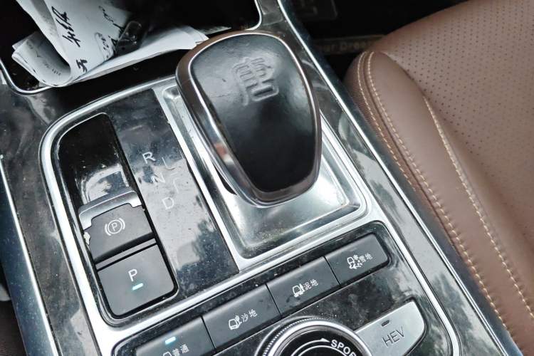 Used BYD Tang New Energy 2017 2.0T Tang 100 Gear Lever