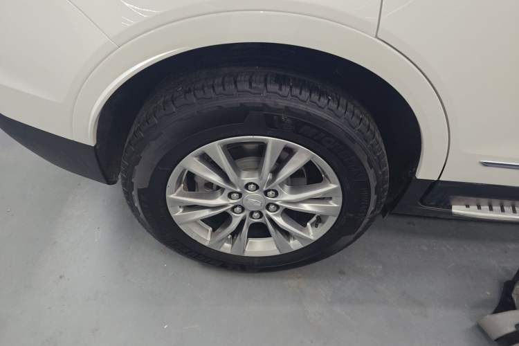 Used Cadillac XT5 2021 28T Four-Wheel Drive Luxury Version