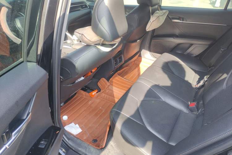 Used Toyota Camry 2021 2.0G Luxury Edition