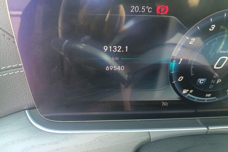 Used Mercedes-Benz E-Class 2018 Facelift E 200 L Sport Edition