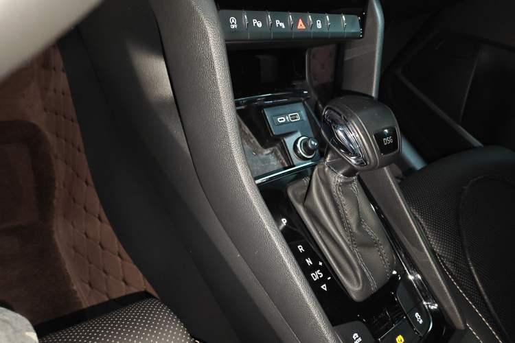 Used Skoda Kodiaq 2022 TSI330 7-Seater Two-Wheel-Drive Luxury Edition
