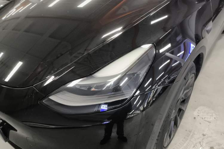 Used Tesla Model Y 2021 Long-Range All-Wheel-Drive Version 3D7
