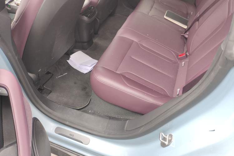 Used Nio ET5T 2023 75 kWh Touring Interior 4