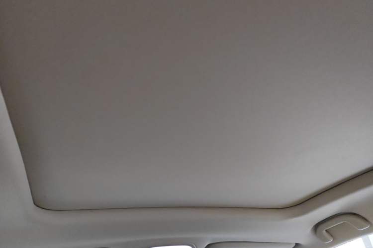 Used BYD Song MAX New Energy 2022 DM-i 105KM Flagship Model Headliner