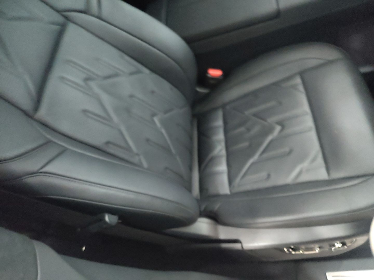 Zeekr 009 2024 7-Seater Aisle Version 108 kWh — снимка 19