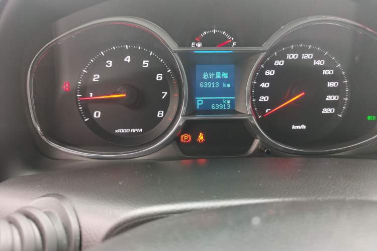 Used Chevrolet Captiva 2017 2.4L Two-Wheel Drive Urban Version 7 Seats
