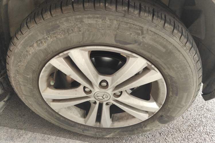 Used HYOSOW S3 2014 1.5L Comfort Version China IV Emission Standard