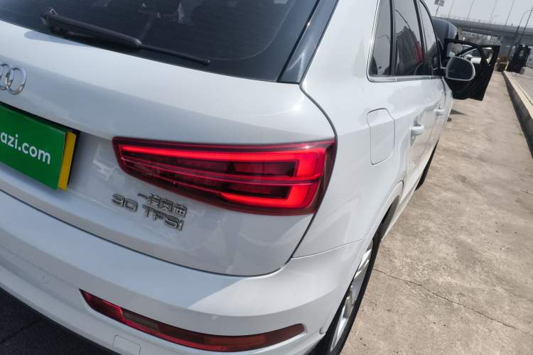 Used Audi Q3 2017 30 TFSI Fashion Model